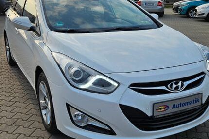 Hyundai i40 176.800 km 9.999 &euro; Südbrookmerland 26624