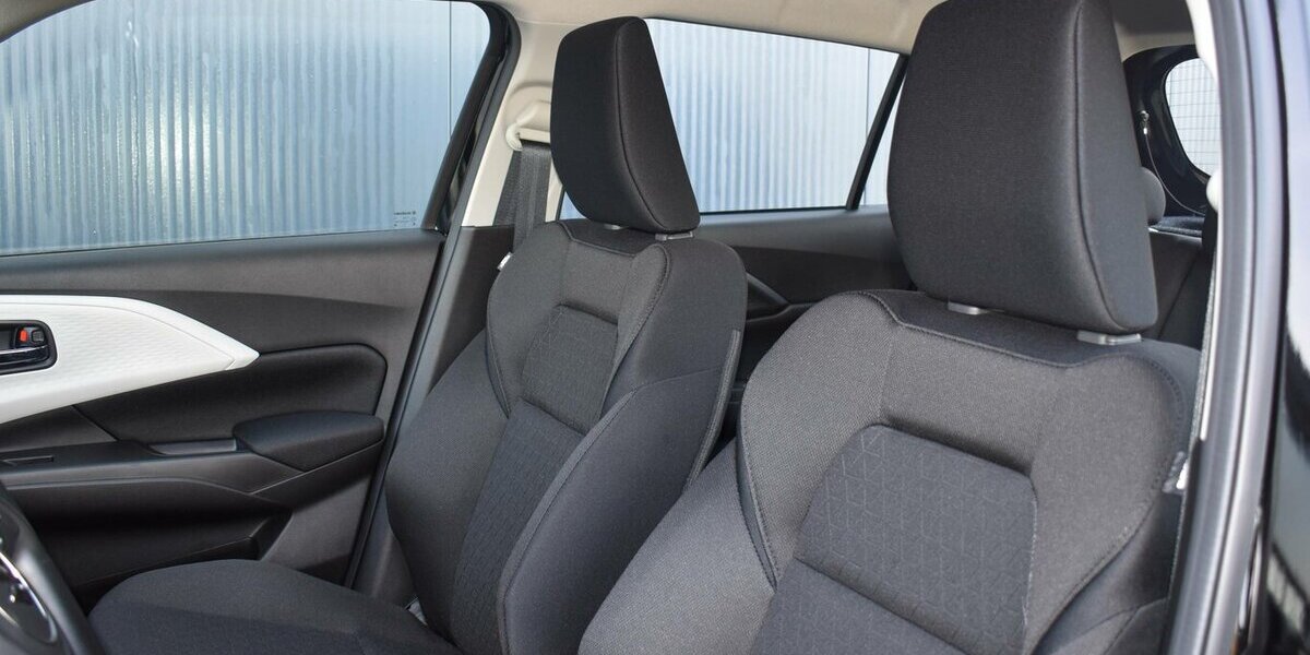 Suzuki Swift Club 1.2l M/T Dualjet Hybrid 9.769 km 15.480 &euro; Höchberg-Würzburg 97204