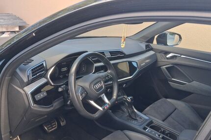 Audi Q3 64.500 km 30.500 &euro; Schömberg 72355