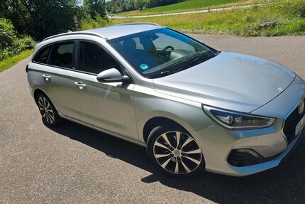 Hyundai i30 230.000 km 6.950 &euro; Bad Bergzabern 76887