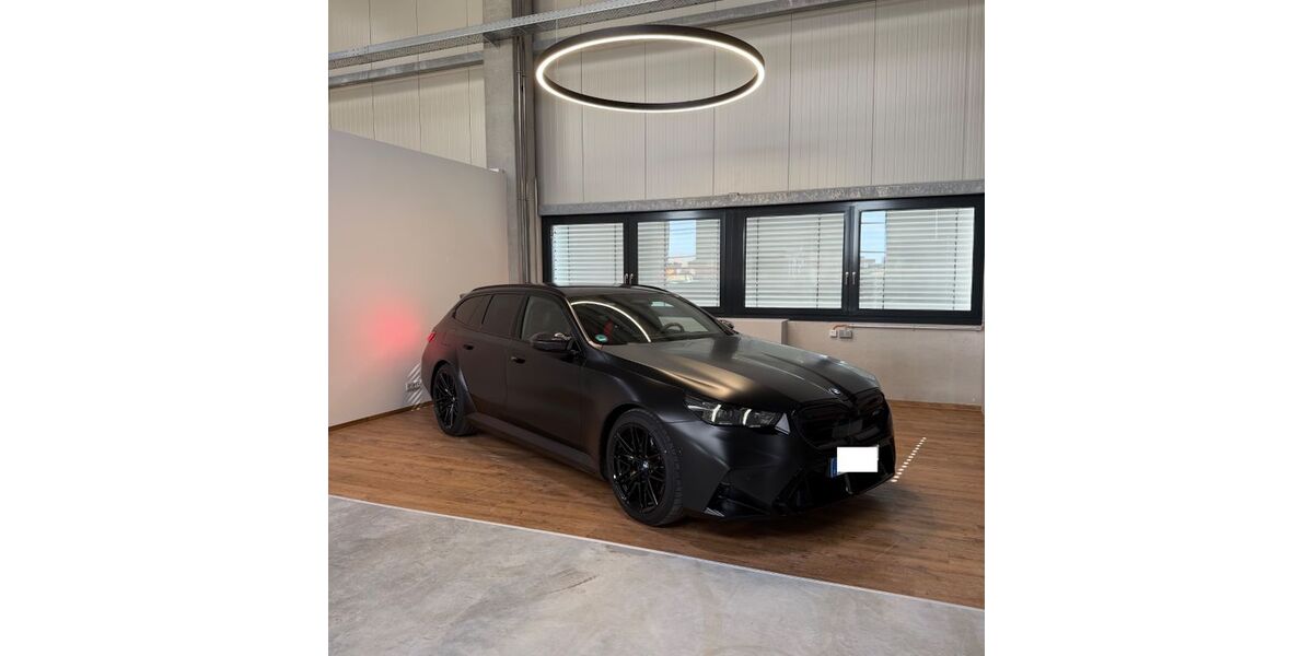 BMW M5 1.900 km 138.100 &euro; Sonthofen 87527