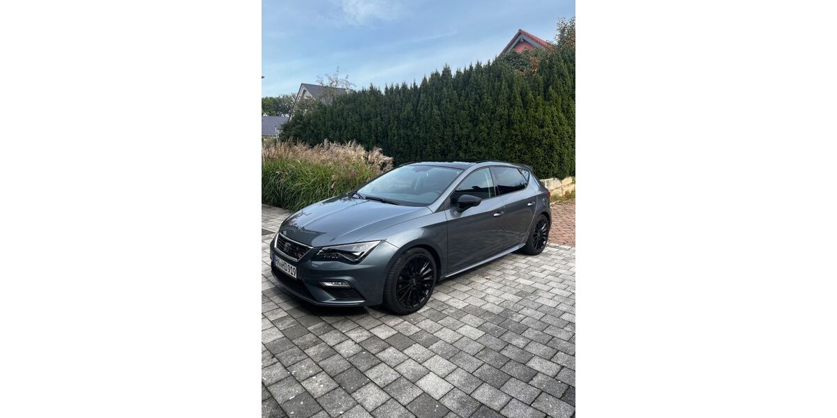 Seat Leon 95.000 km 12.999 &euro; Esslingen am Neckar 73728