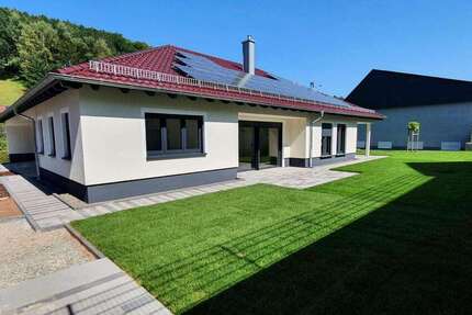 Haus Knopp Labach - 7 Zimmer, 225 m&sup2;, 2.700&euro; | Angebot:27097483