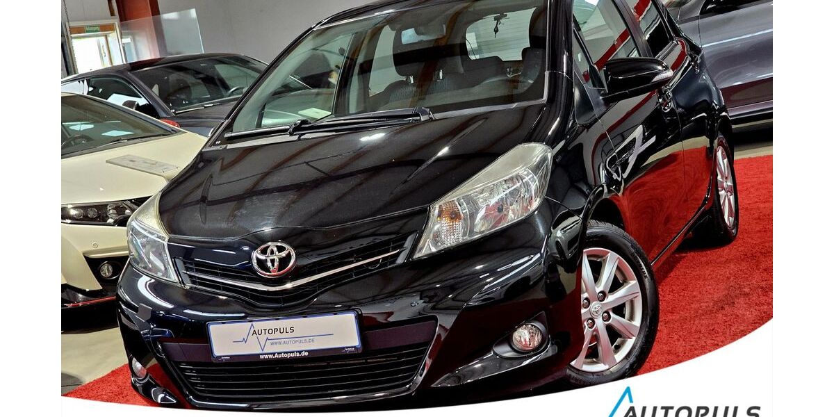 Toyota Yaris 32.077 km 8.499 &euro; Wörth am Rhein 76744