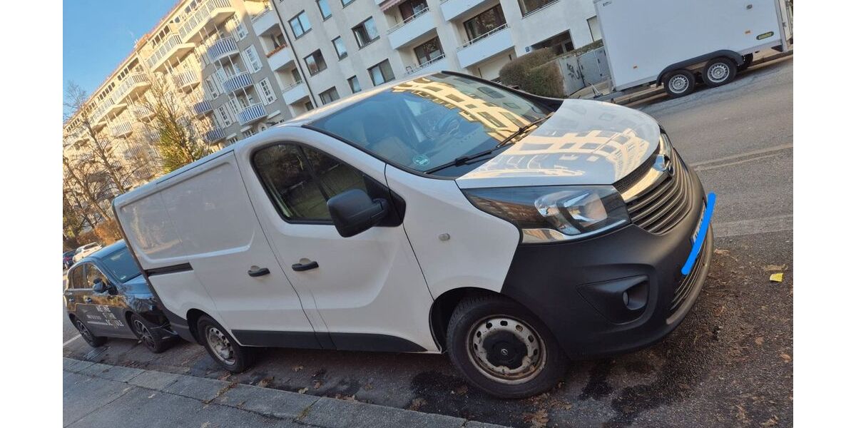 Opel Vivaro 143.500 km 10.500 &euro; München 81539