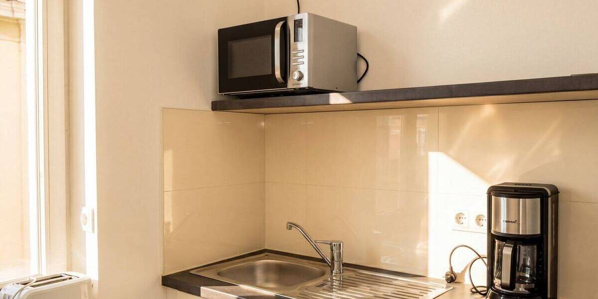Etagenwohnung Lübeck Innenstadt - 6 Zimmer, 175 m&sup2;, 4.500&euro; | Angebot:26401158