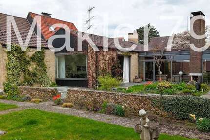 Haus Helmstedt - 8 Zimmer, 218 m&sup2;, 339.000&euro; | Angebot:26335426