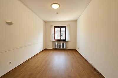 IHR NEUER ARBEITSPLATZ IN ZENTRALER LAGE - Gewerbeobjekt Puchheim | Angebot:26570882