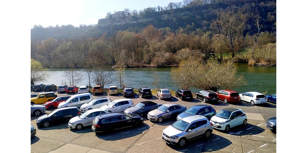 Etagenwohnung Karlstadt - 3 Zimmer, 130 m&sup2;, 1.200&euro; | Angebot:25572097