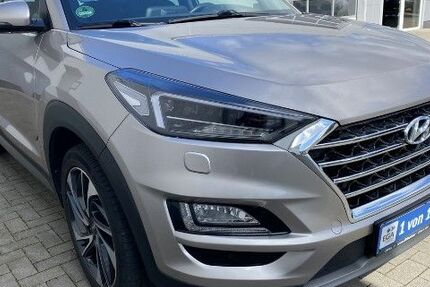 Hyundai TUCSON 106.000 km 19.900 &euro; Gifhorn 38518