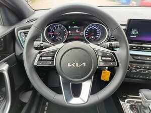 Kia CEED_5 1.0T 48V DCT 100 NIGHTLINE STD 6.000 km 22.990 &euro; Höhenkirchen-Siegertsbrun 85635