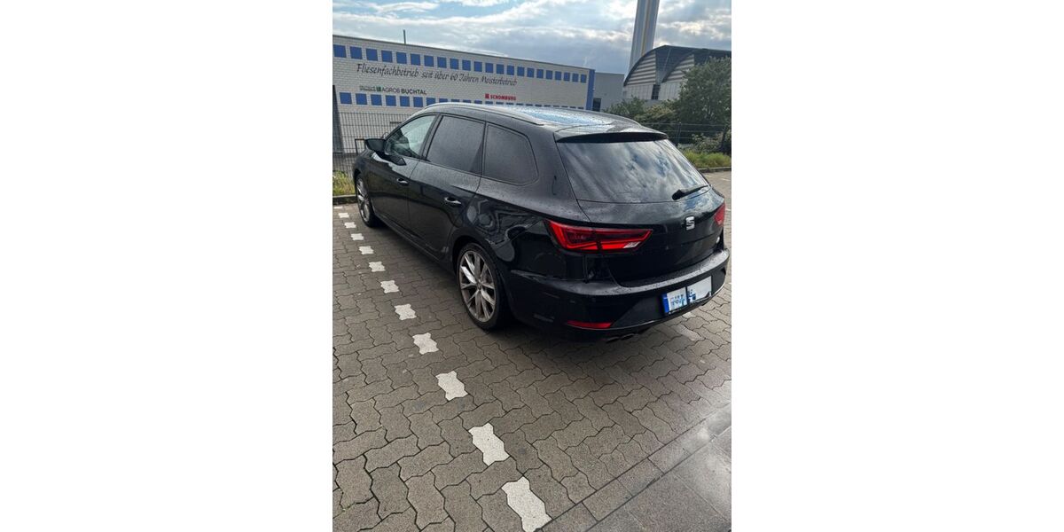 Seat Leon 90.500 km 16.199 &euro; Hagen 58097