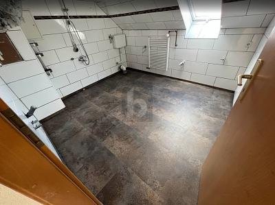 VIELSEITIGES INVESTMENT FÜR ANLEGER - Wohn- & Geschäftshaus Herbolzheim | Angebot:26109540