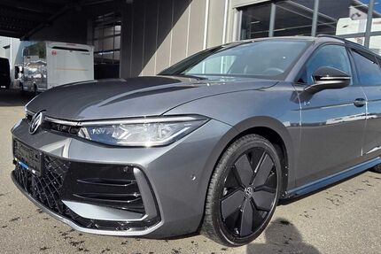 VW Passat 18.500 km 40.880 € Düren 52351