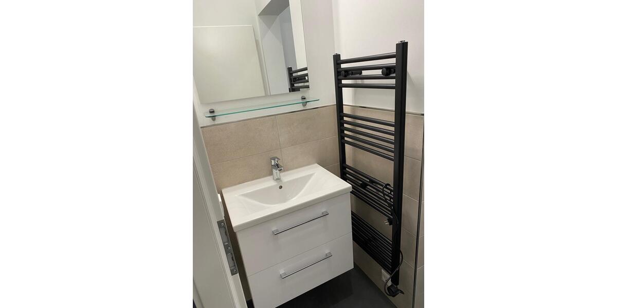 Etagenwohnung Reutlingen - 3 Zimmer, 57 m&sup2;, 215.000&euro; | Angebot:26992979