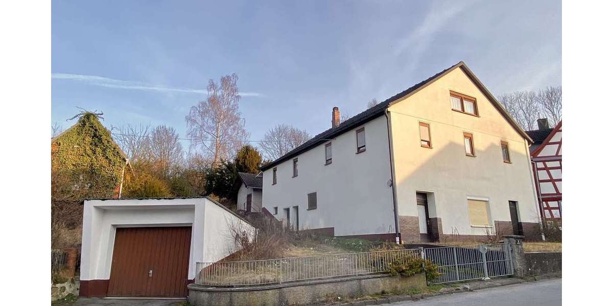 Einfamilienhaus Rödental - 9 Zimmer, 180 m&sup2;, 120.000&euro; | Angebot:26113161