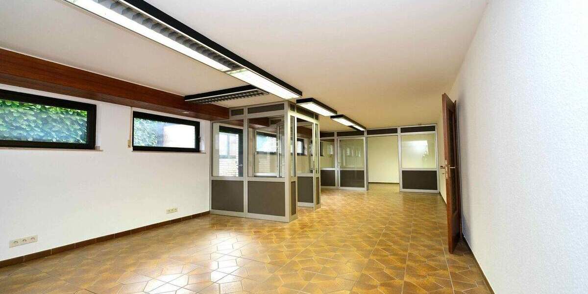 Premium-Grundstück mit Architektenbungalow und unverbaubarem Blick in Meerbusch-Büderich! 5 zimmer