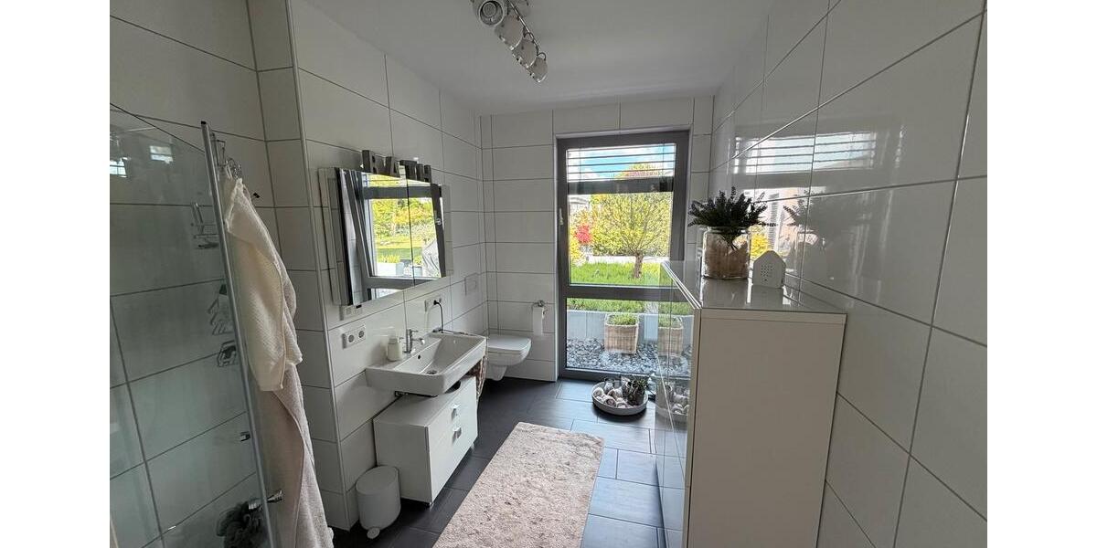 Erdgeschoßwohnung Lemgo - 3 Zimmer, 106 m&sup2;, 420.000&euro; | Angebot:26815418