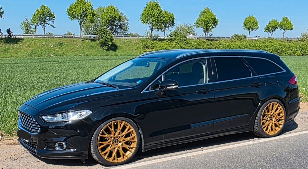 Ford Mondeo 21.500 km 17.900 &euro; Köln 50859