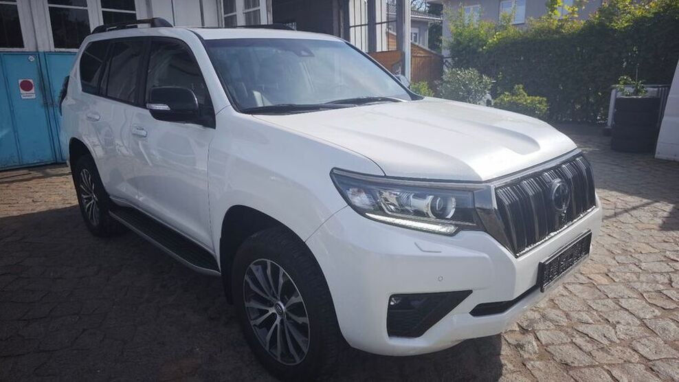 Land Cruiser
