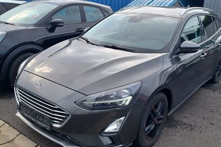 Ford Focus 94.000 km 13.490 &euro; Wiesau 95676