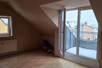 Verkauf 3 Zimmer Dachgeschoss Wohnung sehr zentral 3 zimmer