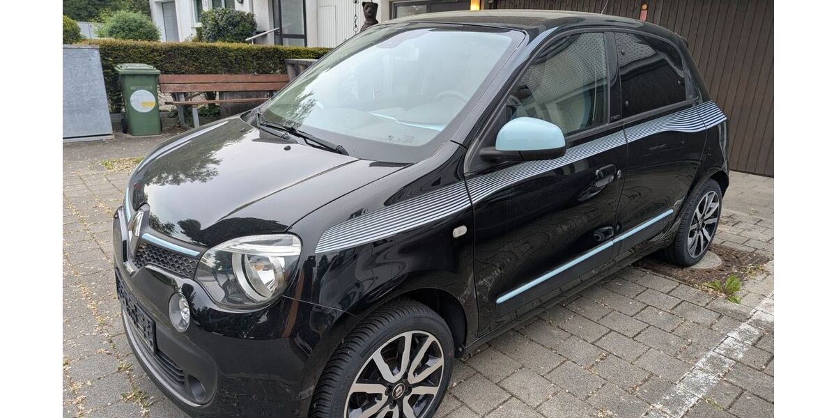 Renault Twingo 23.343 km 8.995 &euro; Stuttgart 70378