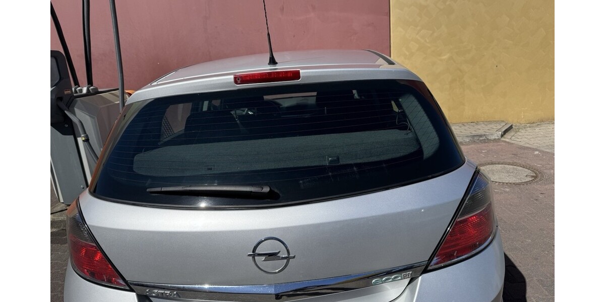 Opel Astra 190.000 km 2.250 &euro; Paderborn 33104