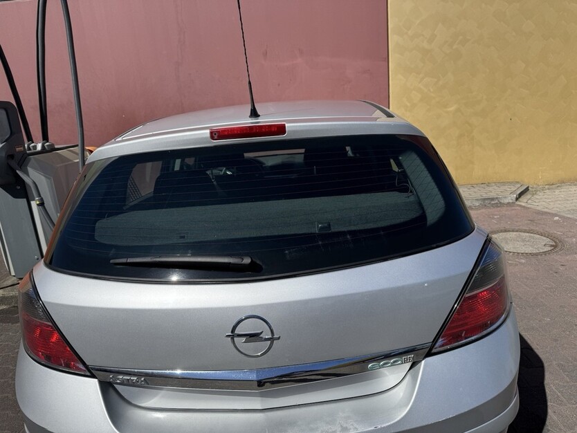 Opel Astra 190.000 km 2.250 € Paderborn 33104