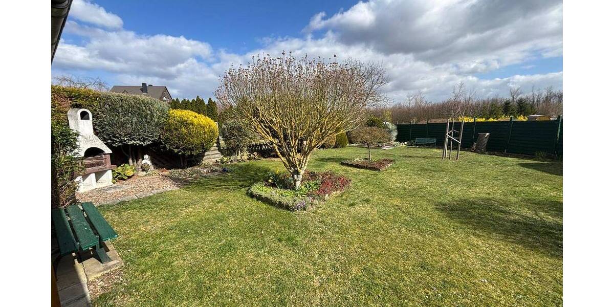 Einfamilienhaus Braunsbedra Frankleben - 8 Zimmer, 200 m&sup2;, 250.000&euro; | Angebot:26260816