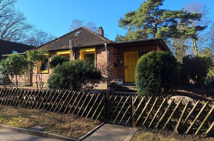 Provisionsfrei - Einfamilienhaus in bester Waldrandlage zu verkaufen