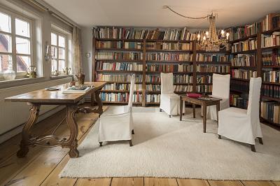 HISTORISCHES JUWEL MIT POTENZIAL - Einfamilienhaus Lauenburg/Elbe Elbe | Angebot:25879650