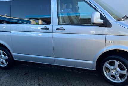VW T5 Caravelle 199.000 km 9.900 &euro; Boitzenburg 17268