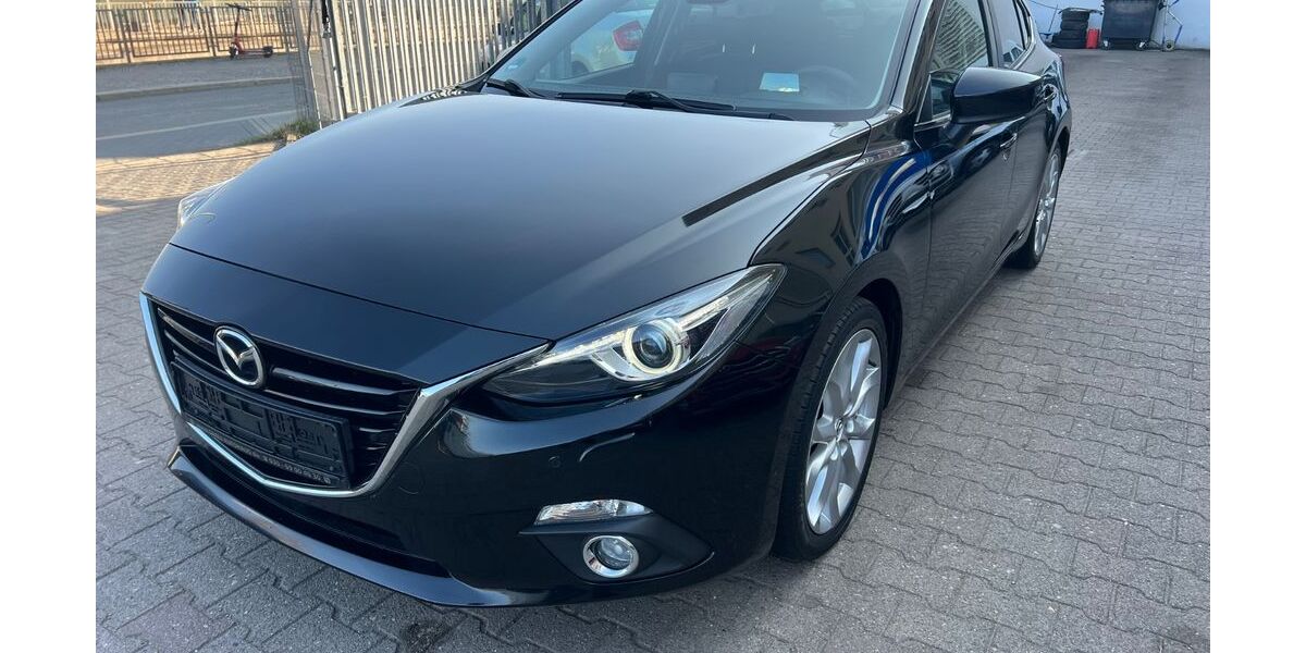 Mazda 3 141.000 km 8.790 &euro; Berlin 13581