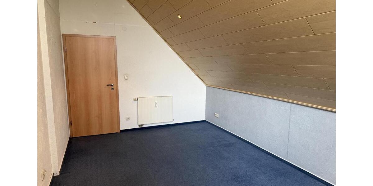 Maisonettenwohnung Wilnsdorf - 7 Zimmer, 165 m&sup2;, 200.000&euro; | Angebot:26815407