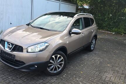 Nissan Qashqai 153.000 km 7.950 € Wilhelmshaven 26382