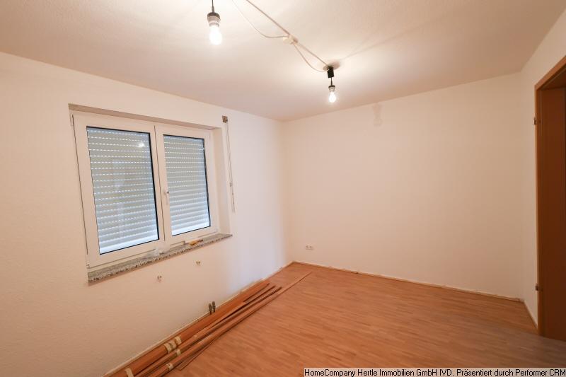 Etagenwohnung Freiburg im Breisgau Haslach - 4 Zimmer, 126 m&sup2;, 1.850&euro; | Angebot:25784996