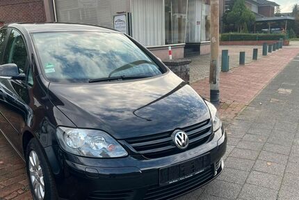 VW Golf 177.000 km 3.590 &euro; Löningen 49624