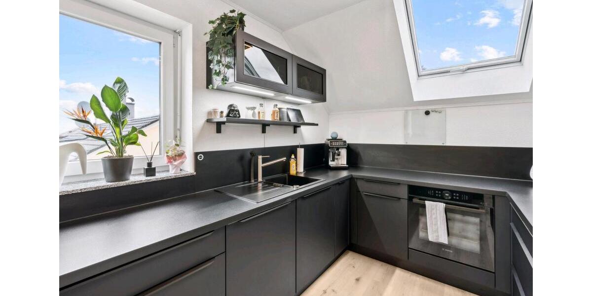 Dachgeschoßwohnung Ochsenhausen - 3.5 Zimmer, 93 m&sup2;, 405.000&euro; | Angebot:26987303