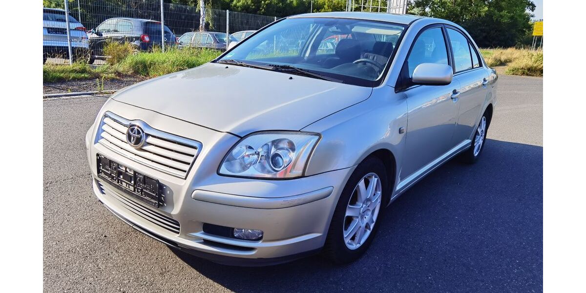 Toyota Avensis 91.200 km 3.700 &euro; Taucha 04425