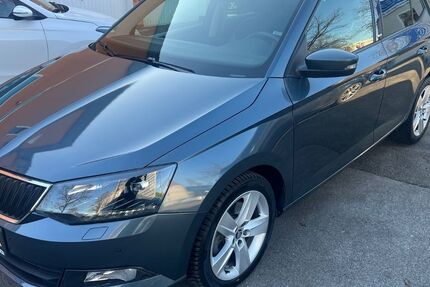 Skoda Fabia 43.000 km 10.999 &euro; Essen 45357