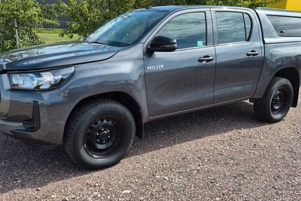 Toyota Hilux 70.000 km 29.631 € Stahnsdorf 14532