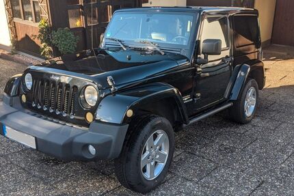Jeep Wrangler 41.685 km 38.400 € POPPENHAUSEN 36163