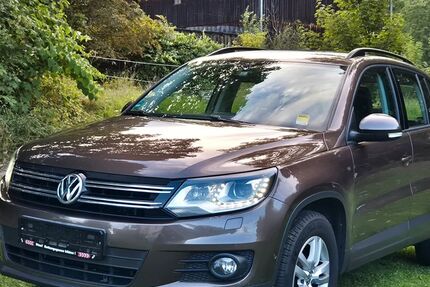 VW Tiguan 182.000 km 10.589 € Röslau 95195