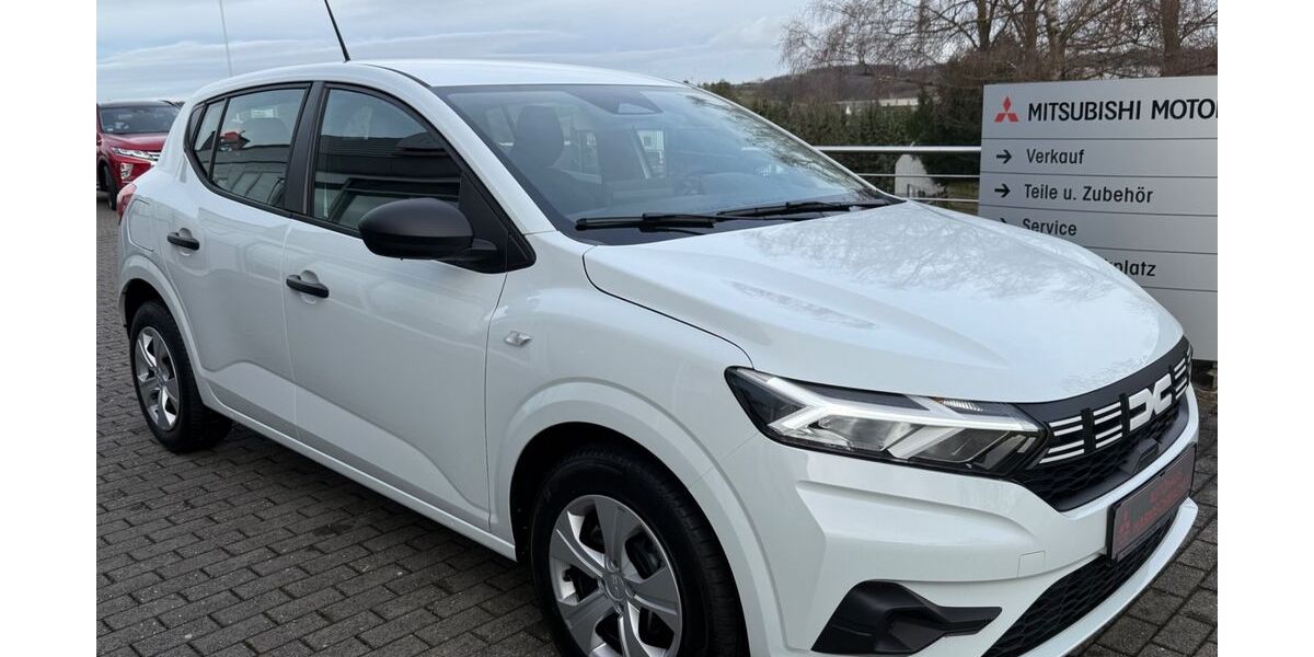 Dacia Sandero 1.190 km 15.666 &euro; Radevormwald 42477