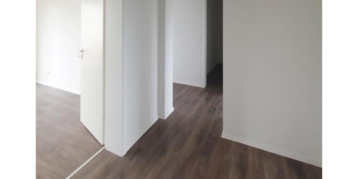 Etagenwohnung Mainleus - 3 Zimmer, 76 m&sup2;, 568&euro; | Angebot:25783378