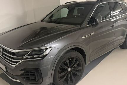 VW Touareg 93.000 km 47.500 &euro; Löwenberger Land 16775
