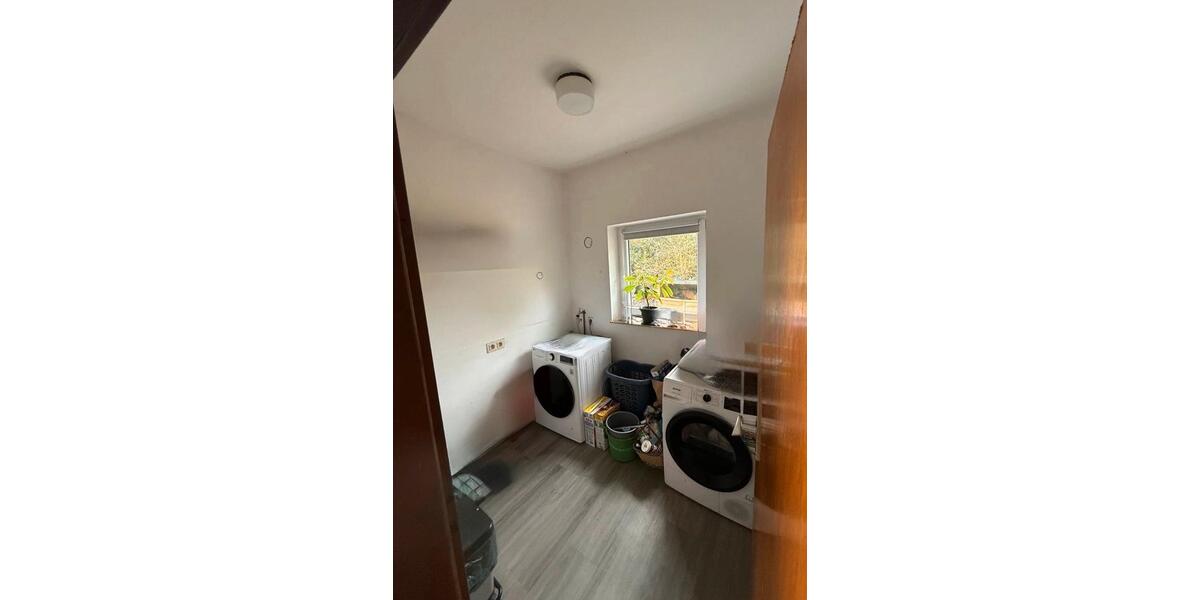 Einfamilienhaus Cuxhaven Groden - 4 Zimmer, 115 m&sup2;, 300.000&euro; | Angebot:27120559