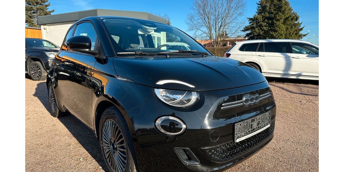 Fiat 500e 12.206 km 15.999 &euro; Elsterwerda 04910