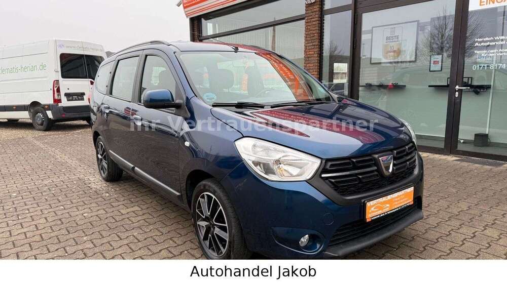 Dacia Lodgy 154.923 km 8.399 &euro; Lauingen 89415